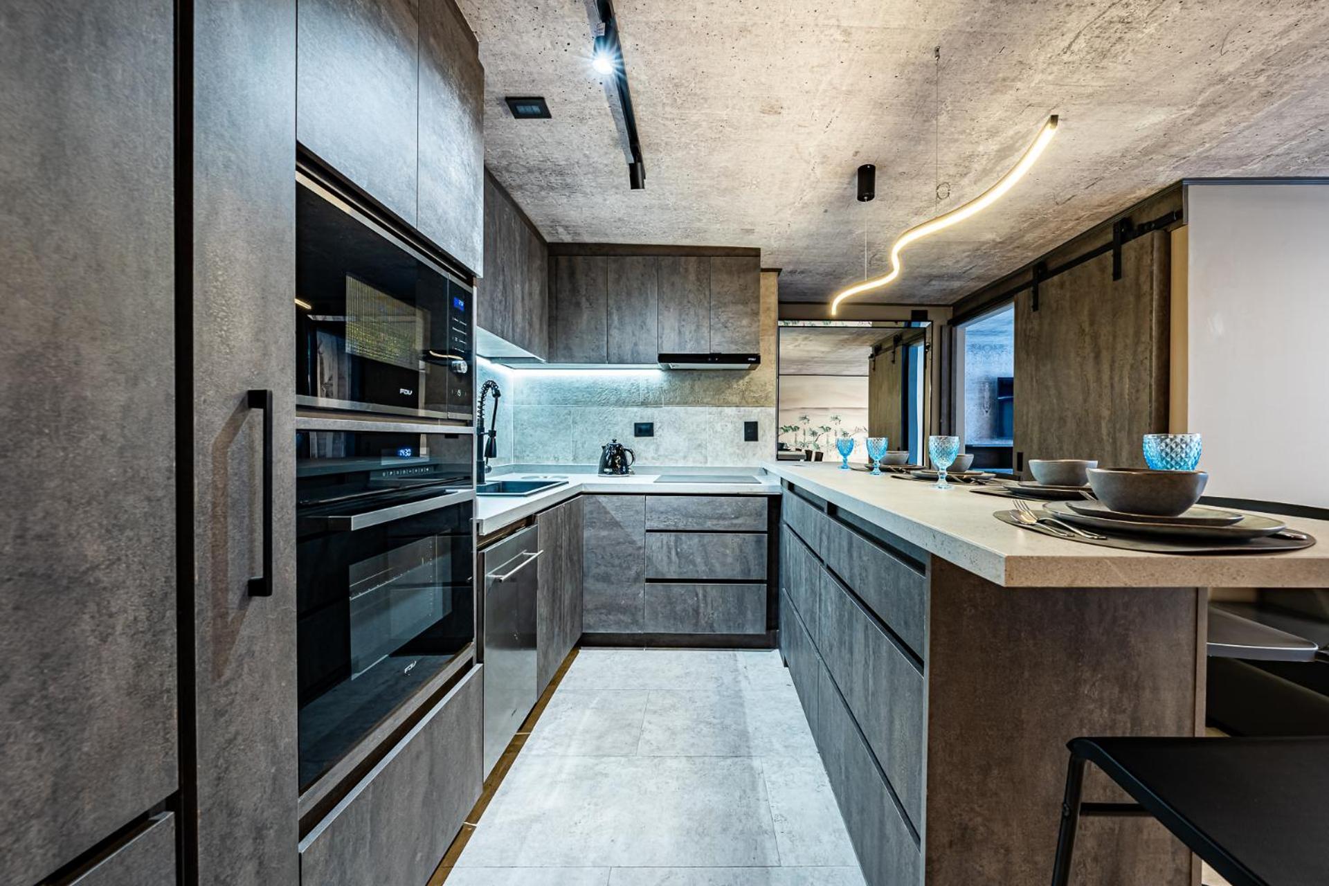 Apartment Design Tech Comfort & Location *